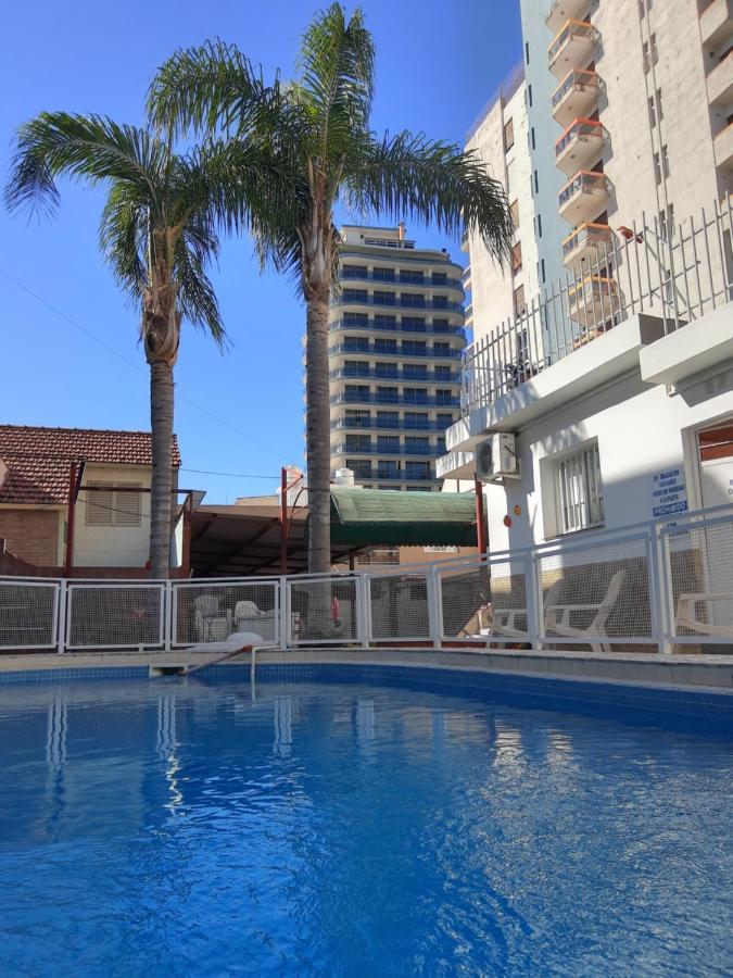 Hotel Brisas Вилья-Карлос-Пас Экстерьер фото